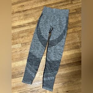 Women’s VS PINK leggings